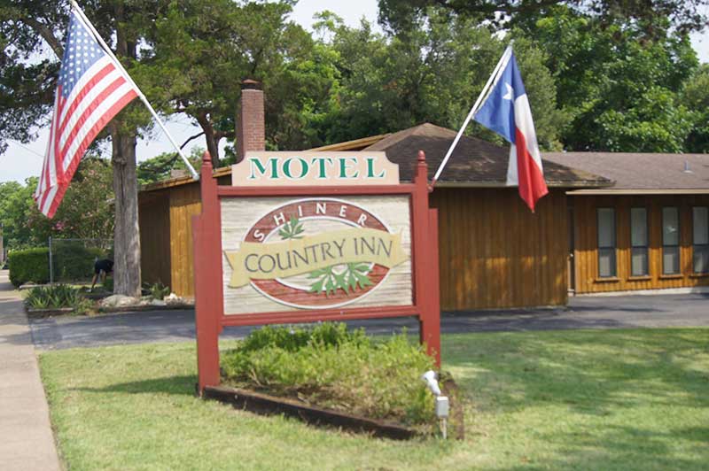 Shiner Country Inn